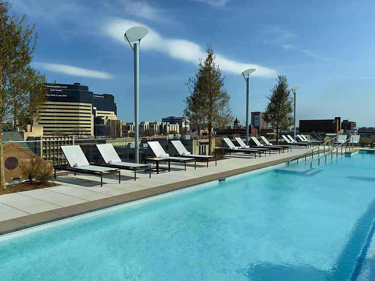 The Residences at OMNI Louisville — Photo 23