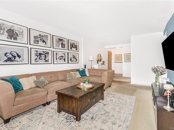 3rd image of 3901 Independence Ave APT 7F