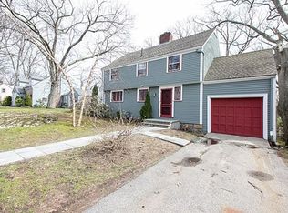 122 Roundwood Rd, Newton, MA 02464