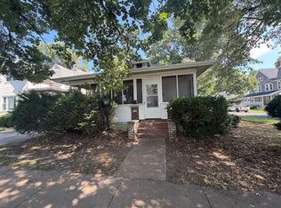 1601 W Ayres Ave, Peoria, IL 61606