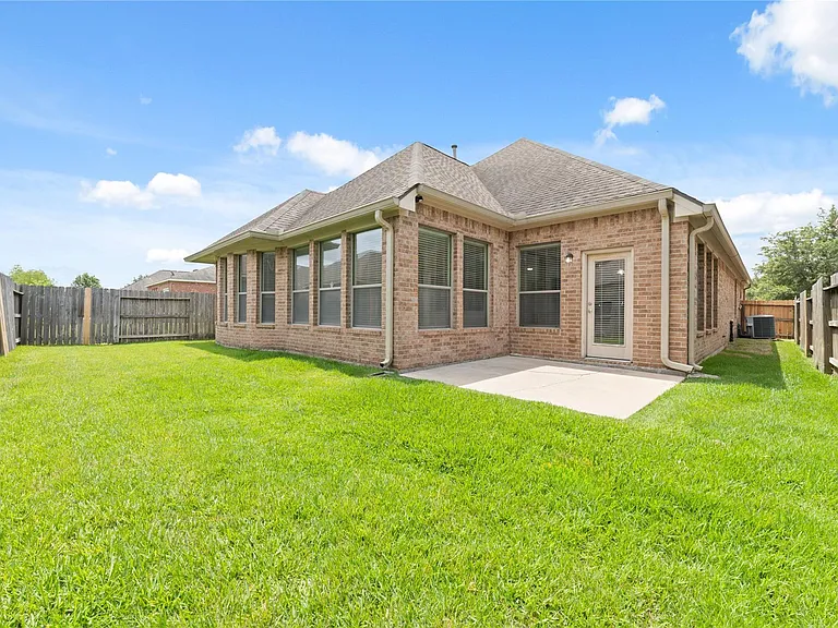 17314 Aldenwilds Ln — Photo 34