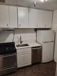 Rented by Green Line Realty