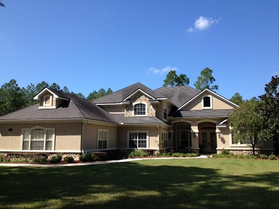 Gorgeous Front Elevation!