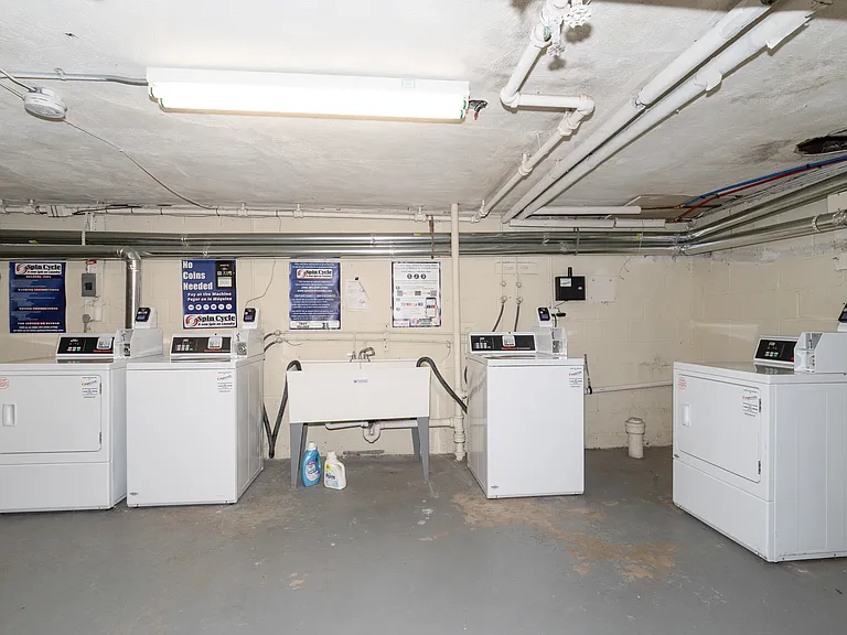 38 Troy Dr #C — Photo 6