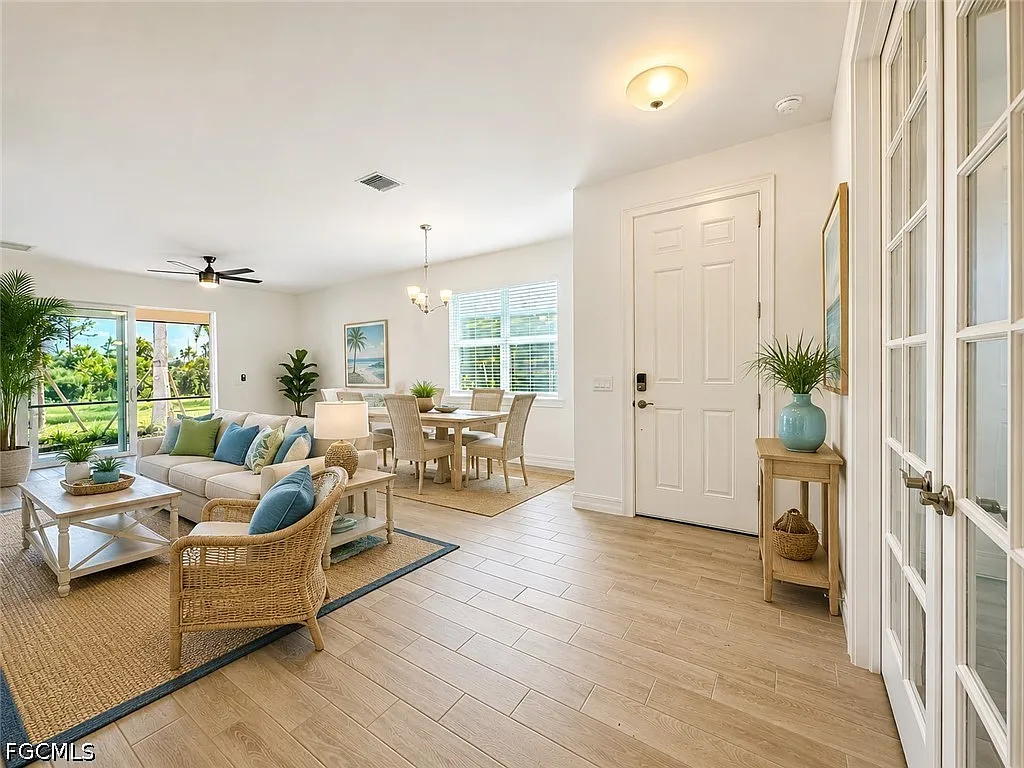 2 bed, 2.0 bath, 1516 sqft, $2,100 — Photo 2