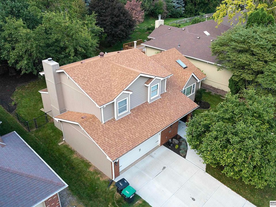 1st image of 15720 Capitol Ave