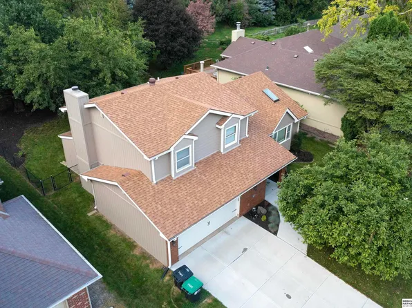 15720 Capitol Ave, Omaha, NE 68118