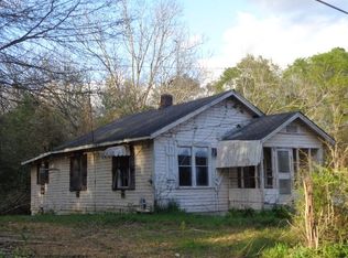 223 Saint Charles St, Hazlehurst, MS 39083