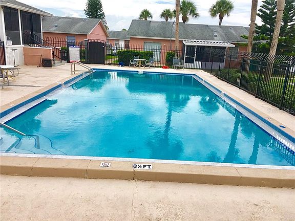 3rd image of 14 Lake Villa Way #14