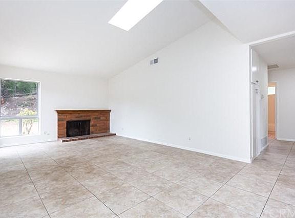 3rd image of 6260 Cabaret St