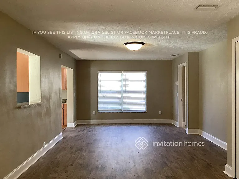 4305 Elton Pl — Photo 10