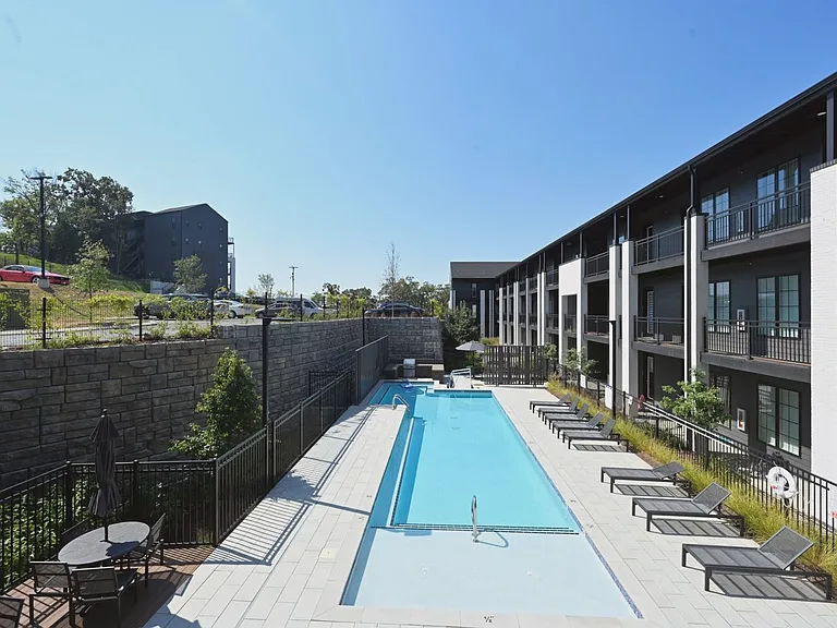 2900 Edwin Way #202 — Photo 39