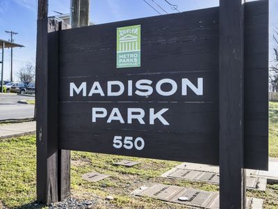 555 N Dupont Ave APT B33, Madison, TN, 37115