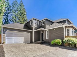724 N 190th St, Shoreline, WA 98133