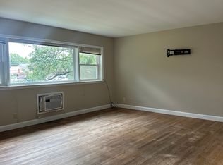 (Undisclosed Address), Reading, PA 19607