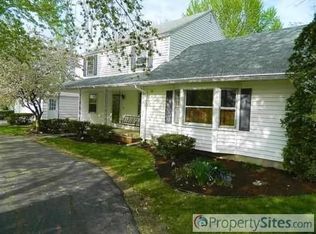 2216 Flaugh Rd, Fort Wayne, IN 46818