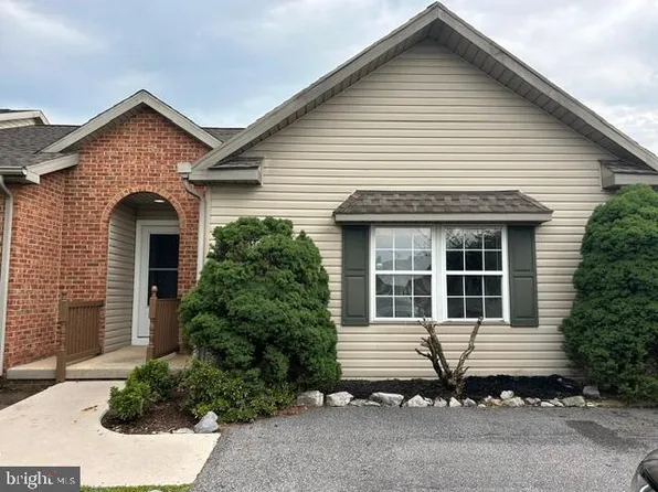 11470 Nicole Dr, Greencastle, PA 17225