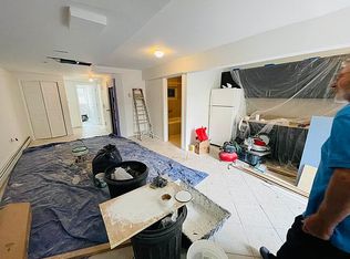 34-36 Crescent St #1, Astoria, NY 11106