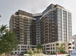 1060 Sheppard Ave W #702, Toronto, ON M3J0G7