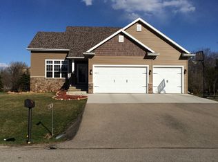 1248 Pemmican Trl, Neenah, WI 54956