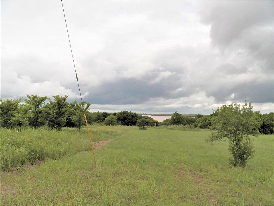 2nd image of BLOCK S 4th St Lot 16