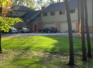 6442 Curtis Rd, Plymouth, MI 48170
