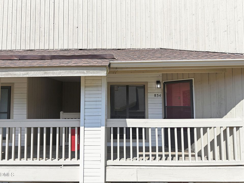 1st image of 834 New Kent Pl