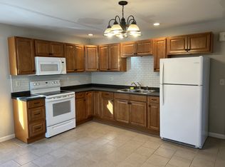 13 Dyer St #F, Danielson, CT 06239