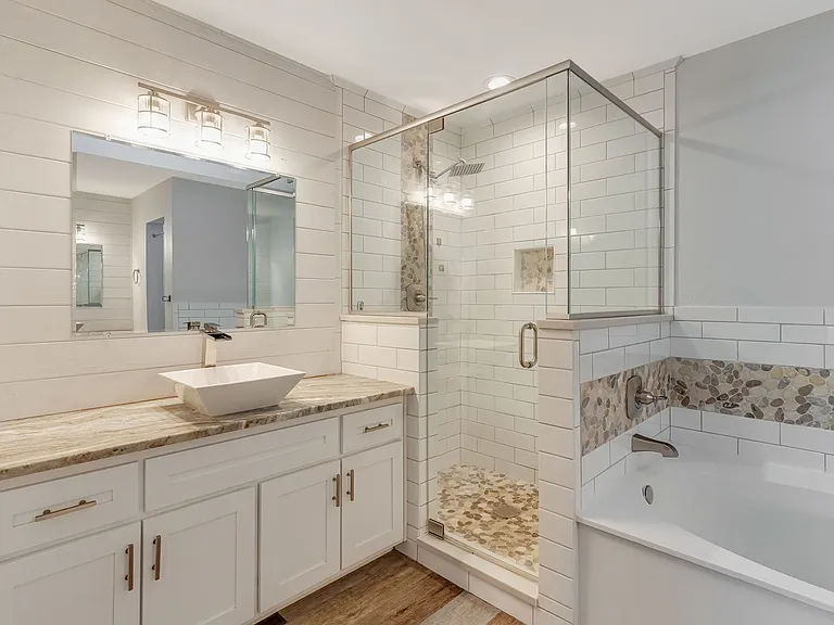 10008 Calle De Palencia — Photo 38