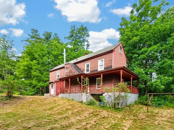 542-542 Wanoosnoc Rd #R, Fitchburg, MA 01420