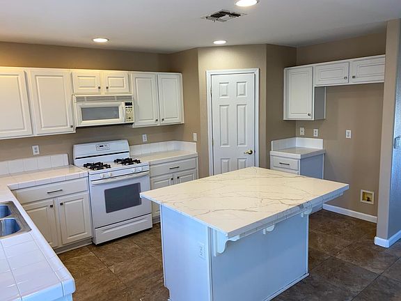 5th image of 2339 Stahl Ct