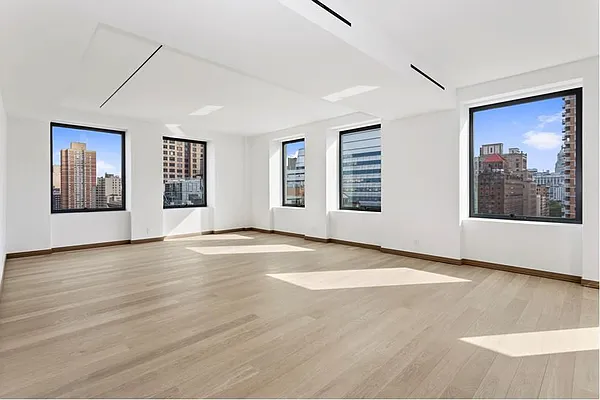 Rented by Ostrov Realty Group | media 15