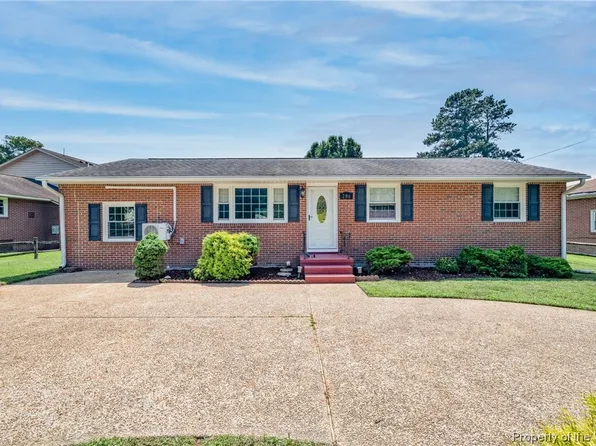206 Hornsbyville Rd, Yorktown, VA 23692