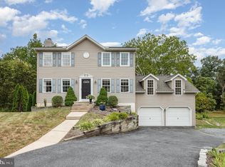 8495 Kensi Ct, Hummelstown, PA 17036