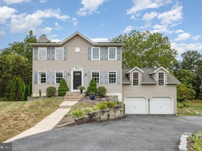 8495 Kensi Ct, Hummelstown, PA, 17036