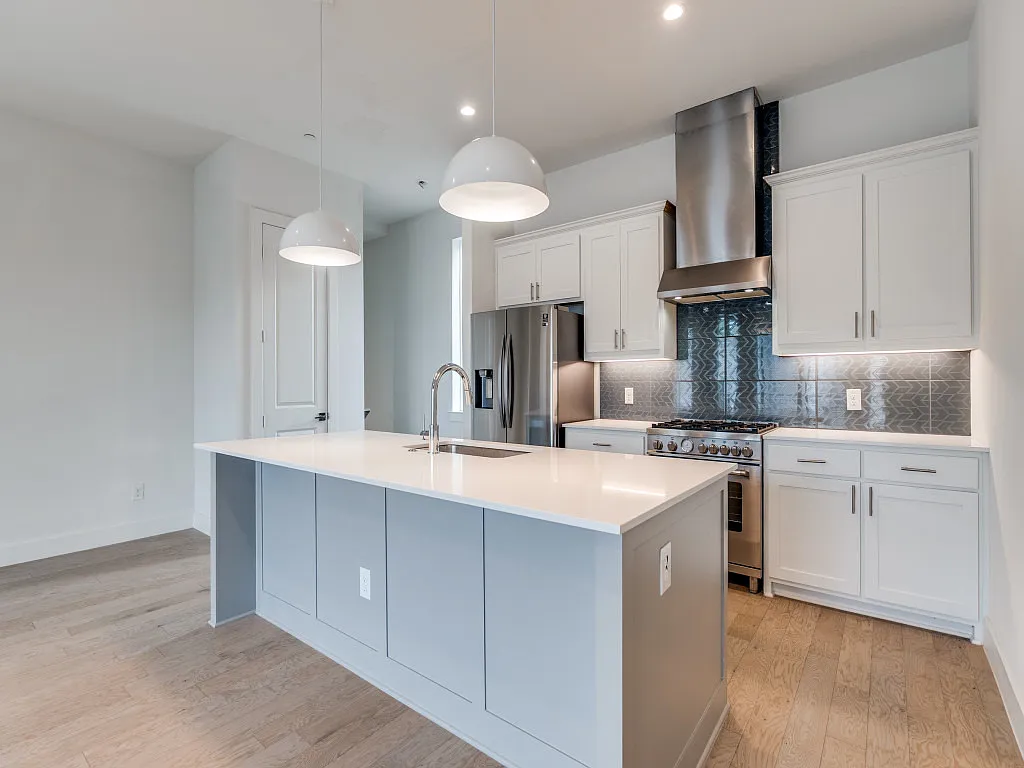 2 bed, 1475 sqft, $2,900 — Photo 1