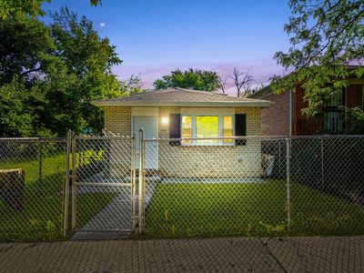 5151 S Emerald Ave, Chicago, IL, 60609