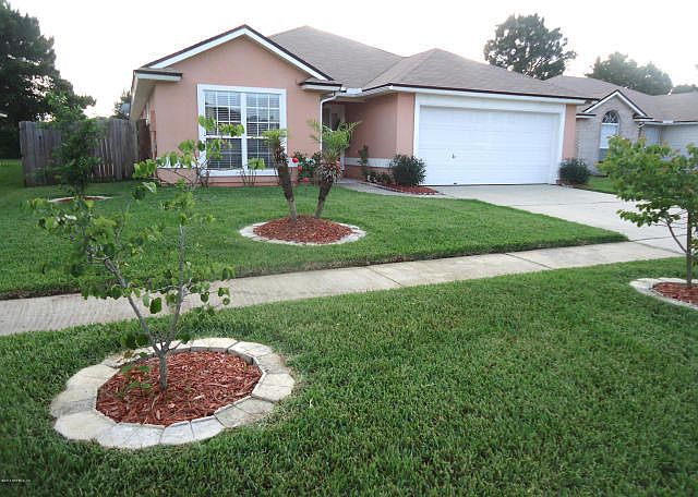1st image of 2502 Coachman Lakes Dr