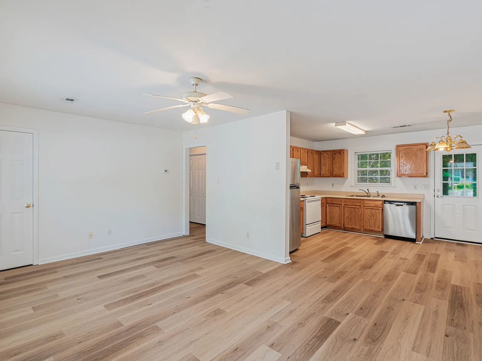 (ACH) 3516 Acorn Woods Way - 0 — Photo 4