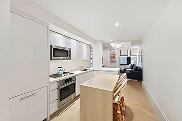 Rented by Nest Seekers International