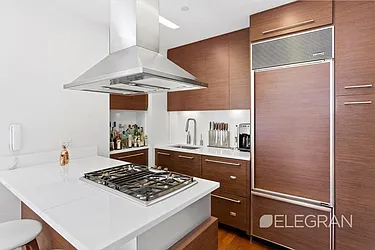 Rented by (Legacy) Elegran