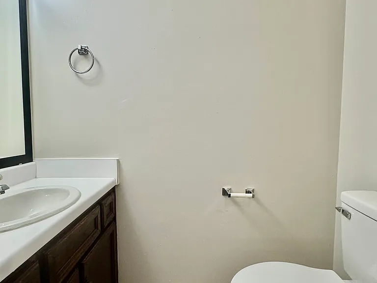 2906 Cara Ct — Photo 14