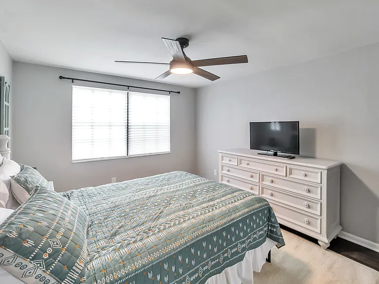 12447 Mondragon Dr — Photo 20