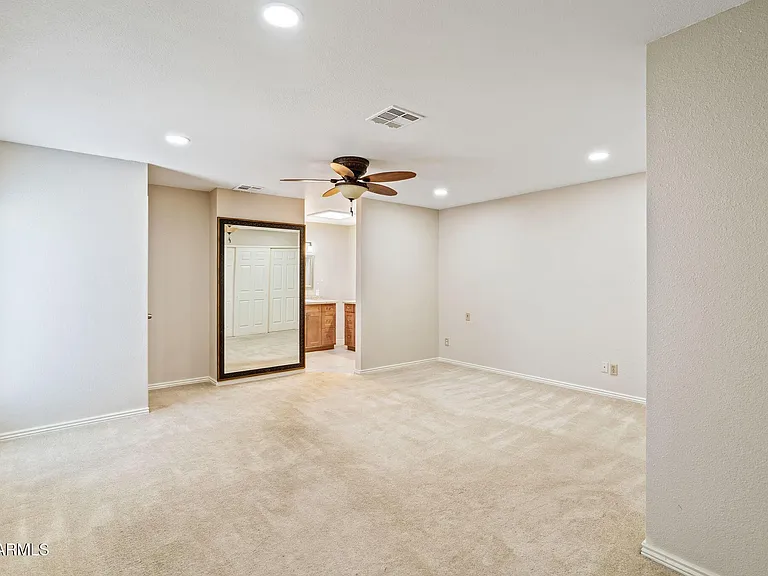 3007 N 84th Pl — Photo 37
