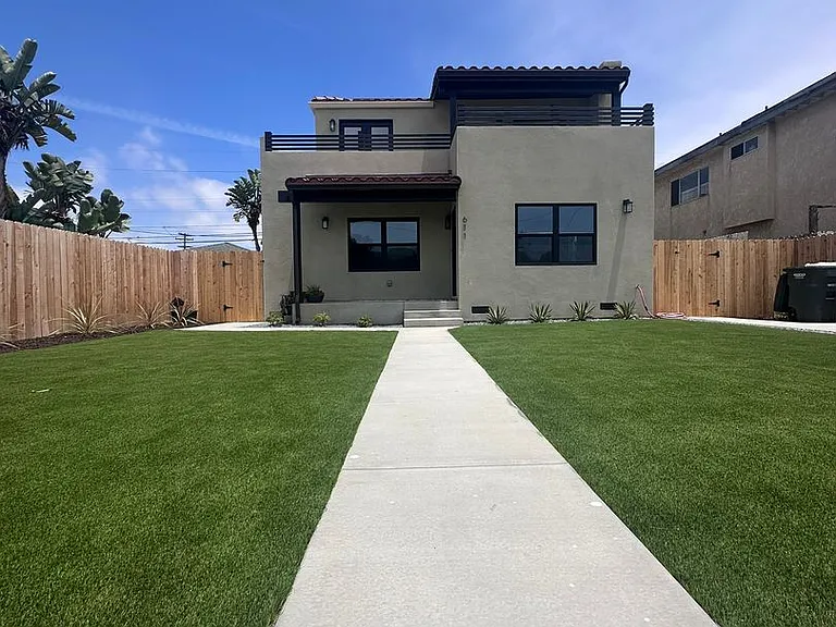 611 Silver Strand Blvd — Photo 2