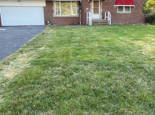 2042 Taylor Rd, East Cleveland, OH 44112