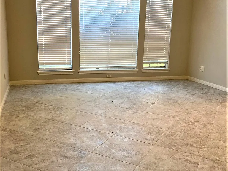 3231 Creek Manor Dr — Photo 10
