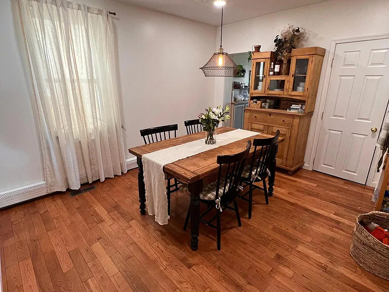 512 Spring Mill Ave — Photo 5