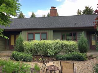 18 Cross Rd, Syracuse, NY 13224