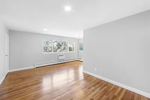 121 Pennington Ave #W2 Photo 1 121 Pennington Ave #W2 Photo 1